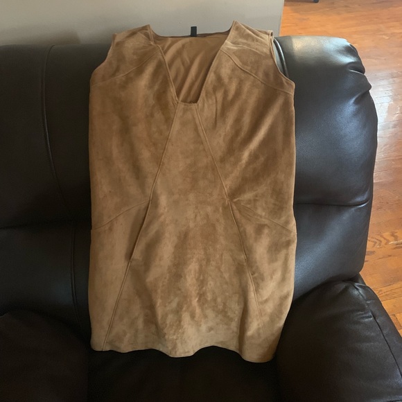 “Dolce Vita Stella suede Dress Brown” - Picture 4 of 4